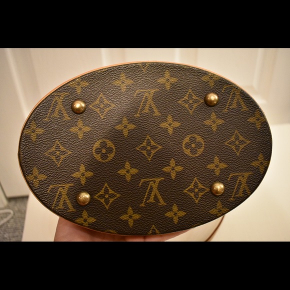 100% Authentic Louis Vuitton - Picture 7 of 11